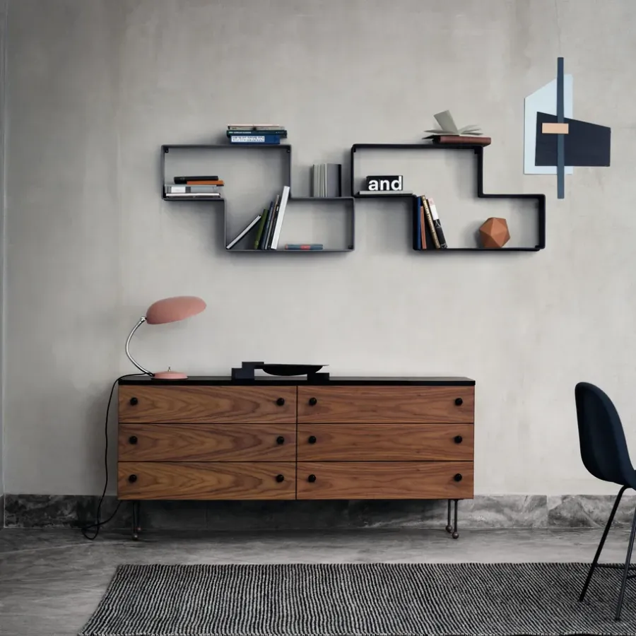 GUBI 62 Dresser ladekast, american walnut, 6 lades< Ladekasten & Ladeblokken