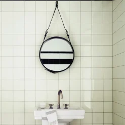 GUBI Adnet Circulaire spiegel S, zwart< Ronde Spiegels|Wandspiegels
