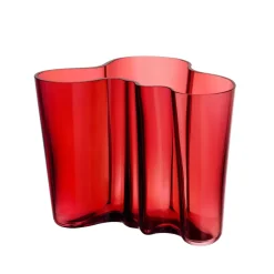 Iittala Alvar Aalto vaas cranberry, 160 mm.< Vazen
