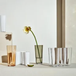 Iittala Alvar Aalto vase opaalwit, 120 mm.< Vazen