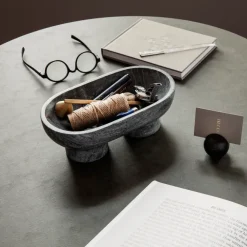Ferm Living Alza schaal, zwart< Decoratieve Schalen