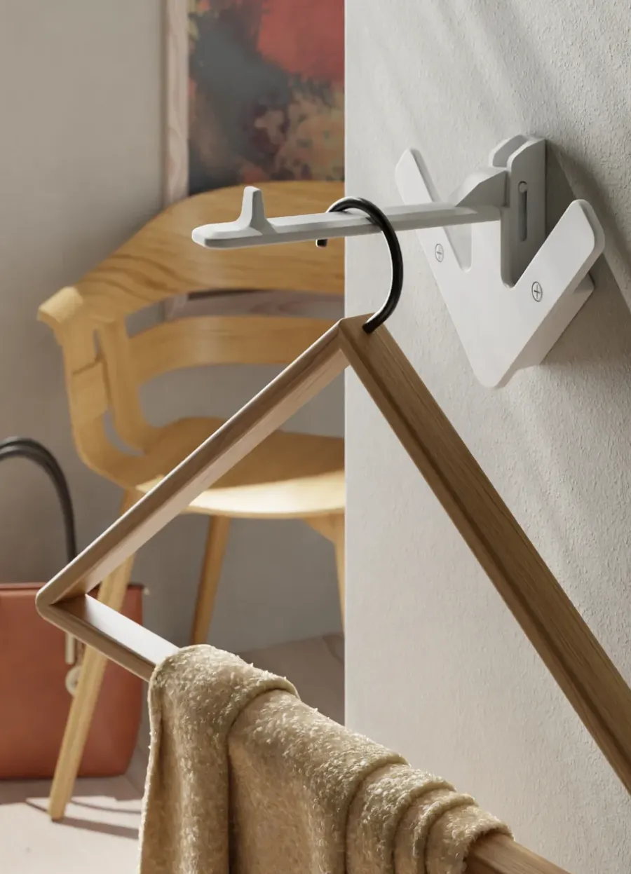 Design House Stockholm Arrow haak, wit< Haken & Hangers