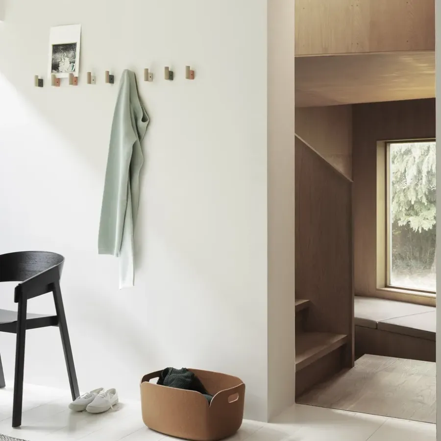 Muuto Attach haak 2-pack, Oak-aluminum< Haken & Hangers
