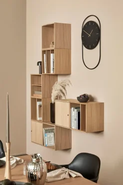 Andersen Furniture A-Wall wandklok 41x76 cm, Black-brass< Wandklokken