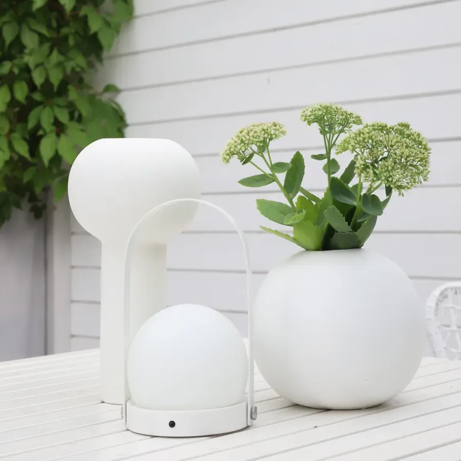 Cooee Design Ball vaas white, 20 cm.< Vazen