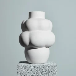 Louise Roe Balloon 04 vaas keramiek, Raw White< Vazen