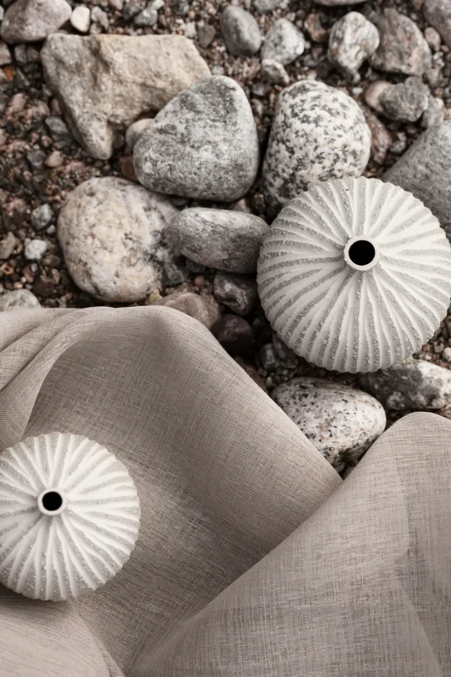 Lindform Bari vaas, Stonestripe light grey rough, M< Vazen