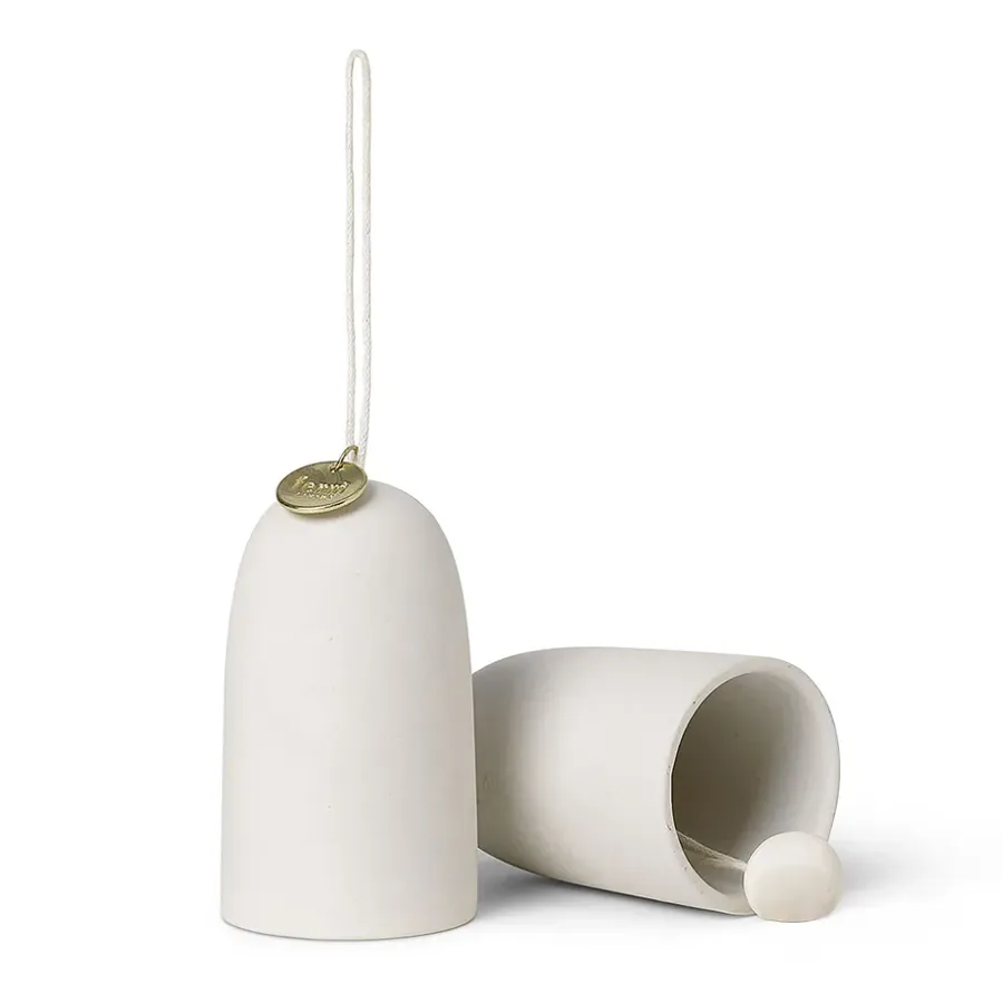 Ferm Living Bell kersthanger bel Ø4 cm 2-pack , Off-white< Kerstdecoraties