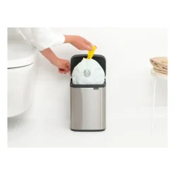 Brabantia Bo afvalemmer 4 l, Matgeborsteld staal< Pedaalemmers
