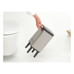 Brabantia Bo afvalemmer hoog 4 l, Matgeborsteld staal< Pedaalemmers