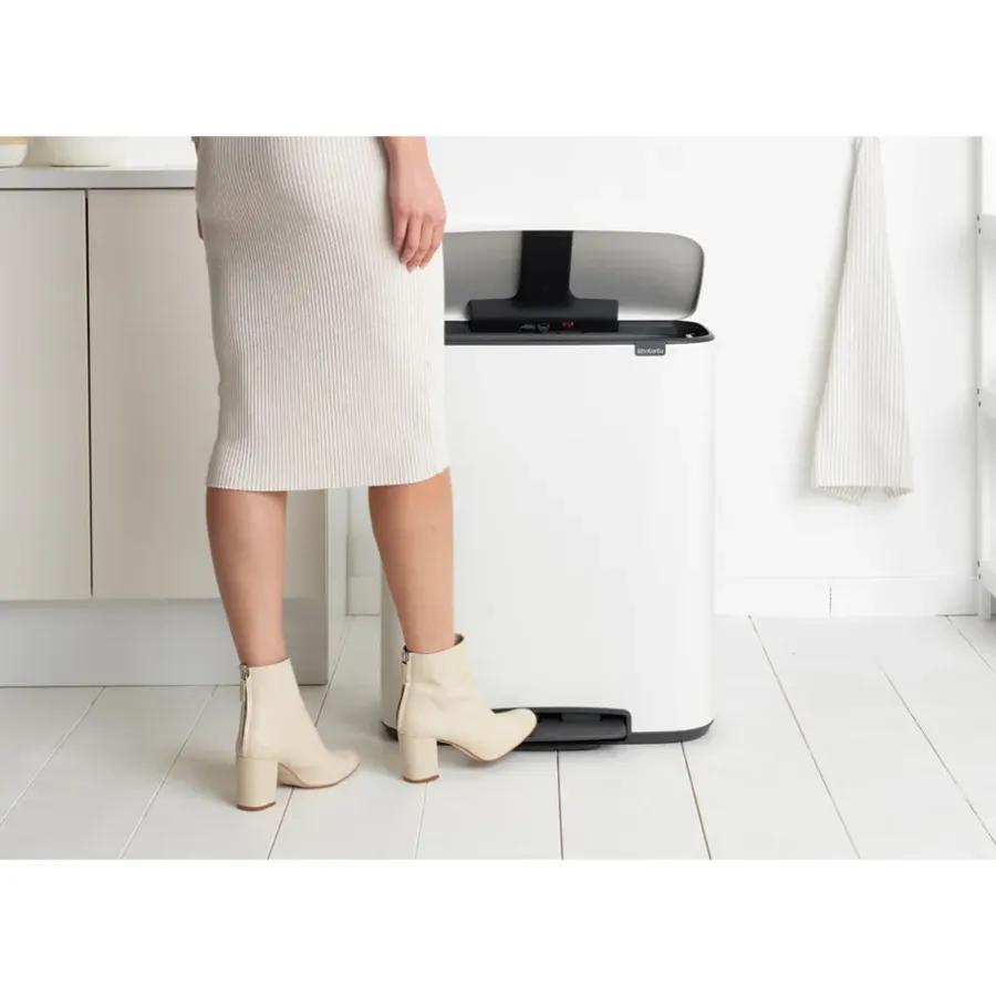 Brabantia Bo bin pedaalemmer 2x30 L, White< Pedaalemmers