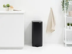Brabantia Bo pedaalemmer 30 L, Matt Black< Pedaalemmers
