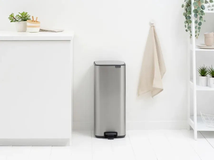 Brabantia Bo pedaalemmer 30 L, Matt Steel Fingerprint Proof< Pedaalemmers