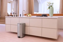 Brabantia Bo pedaalemmer 30 L, Matt Steel Fingerprint Proof< Pedaalemmers