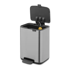 Brabantia Bo pedaalemmer 4 L, Matt Steel Fingerprint Proof< Pedaalemmers