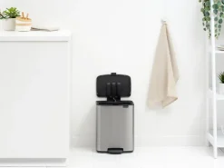 Brabantia Bo pedaalemmer 12 L, Matt Steel Fingerprint Proof< Pedaalemmers