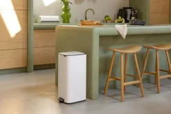 Brabantia Bo pedaalemmer 30 L, White< Pedaalemmers