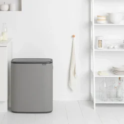 Brabantia Bo touch bin 60 L, Mineral concrete grey< Prullenbakken