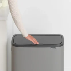 Brabantia Bo touch bin 60 L, Mineral concrete grey< Prullenbakken