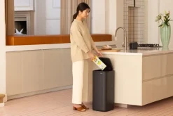 Brabantia Bo Touch Bin 30 L, Mineral Infinite Grey< Pedaalemmers