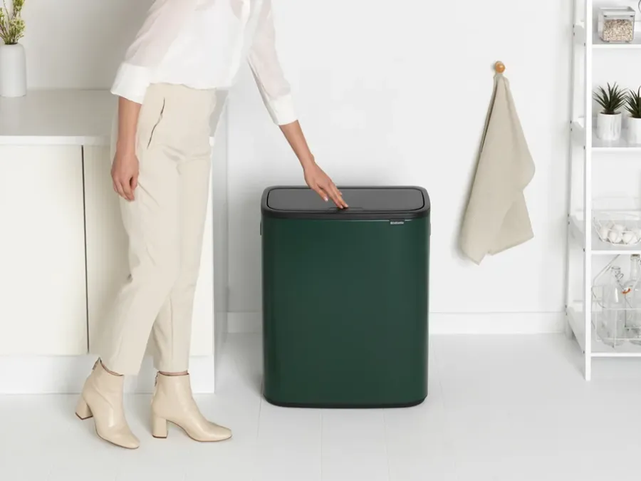 Brabantia Bo touch bin 60 L, Pine green< Prullenbakken