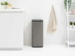 Brabantia Bo Touch Bin 30 L, Platinum< Pedaalemmers