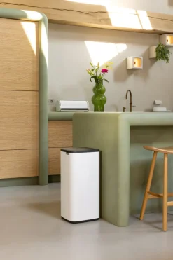 Brabantia Bo Touch Bin 30 L, White< Pedaalemmers