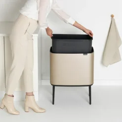 Brabantia Bo touch bin 36 liter, Metallic Gold< Pedaalemmers