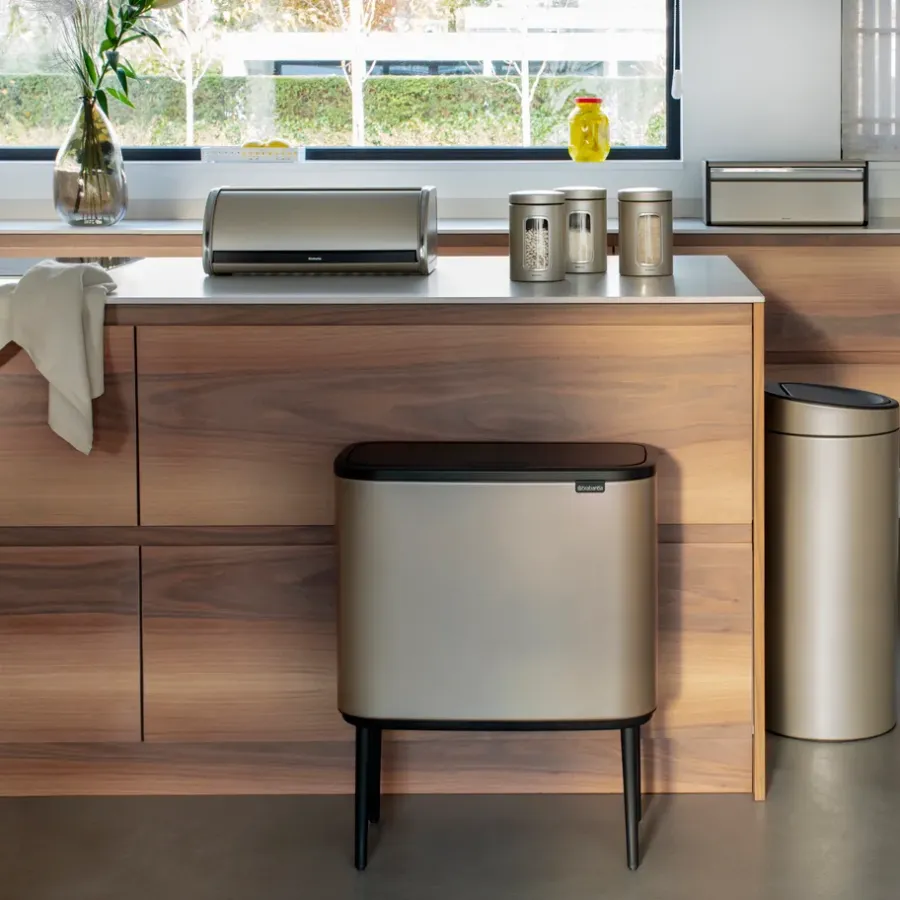 Brabantia Bo touch bin 36 liter, Metallic Gold< Pedaalemmers