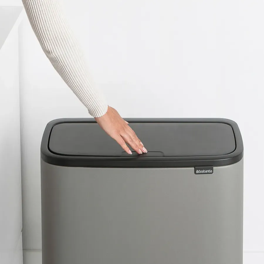 Brabantia Bo touch bin 36 liter, Mineral concrete grey< Pedaalemmers