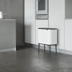 Brabantia Bo touch bin 36 liter, white (wit)< Pedaalemmers