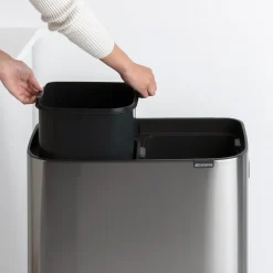 Brabantia Bo touch bin high 2x30 L, Mat geborsteld staal< Prullenbakken