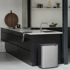 Brabantia Bo touch bin 2x30 L, Mat-geborsteld staal< Prullenbakken
