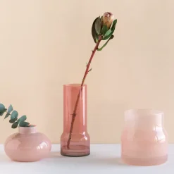 URBAN NATURE CULTURE Bodii vaas 19,5 cm, Peach wip< Vazen