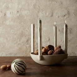 Ferm Living Bowl adventskandelaar keramiek large Ø27 cm, Lichtgrijs< Adventskandelaars & -Kaarsen
