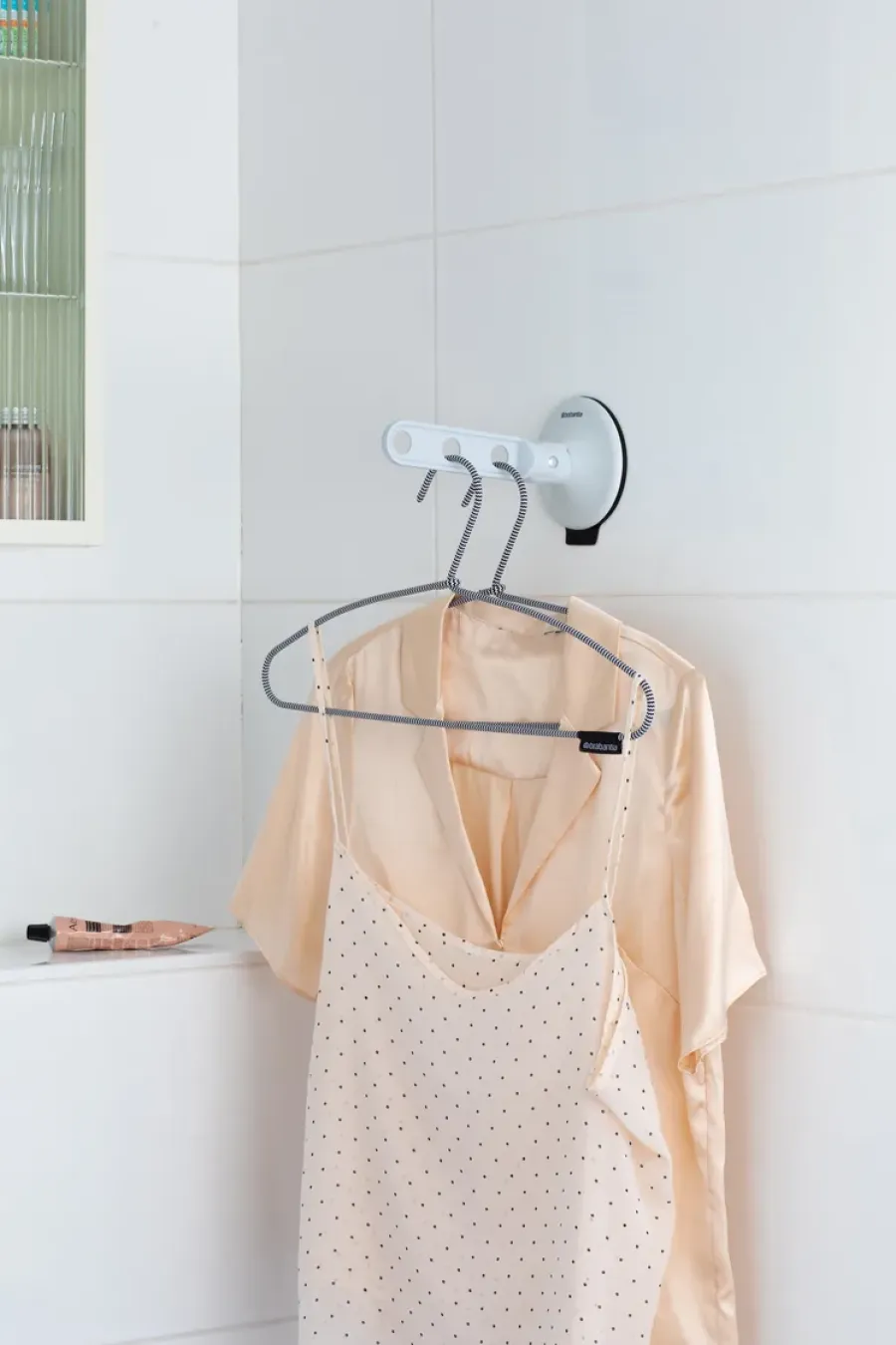 Brabantia inklapbare kledinghaak met zuignap, Lichtgrijs< Kapstokken & Hangrekken|Haken & Hangers