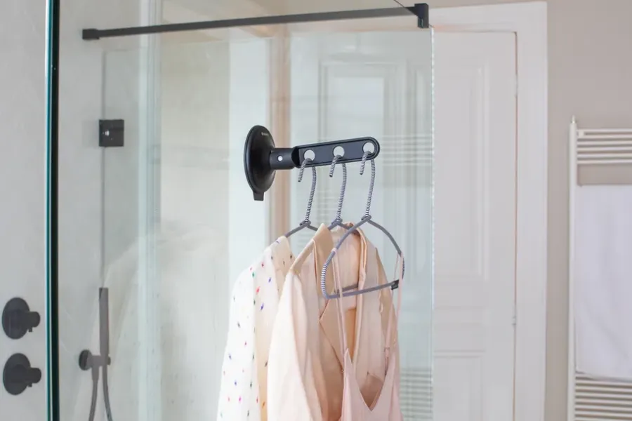 Brabantia inklapbare kledinghaak met zuignap, Zwart< Kapstokken & Hangrekken|Haken & Hangers