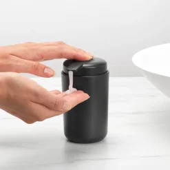 Brabantia ReNew zeeppomp 14 cm, Donkergrijs< Zeepdispensers & Zeepschaaltjes