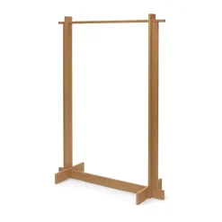 Ferm Living Bridge Clothes Rack kledinghanger, Geolied eikenhout< Kapstokken & Hangrekken