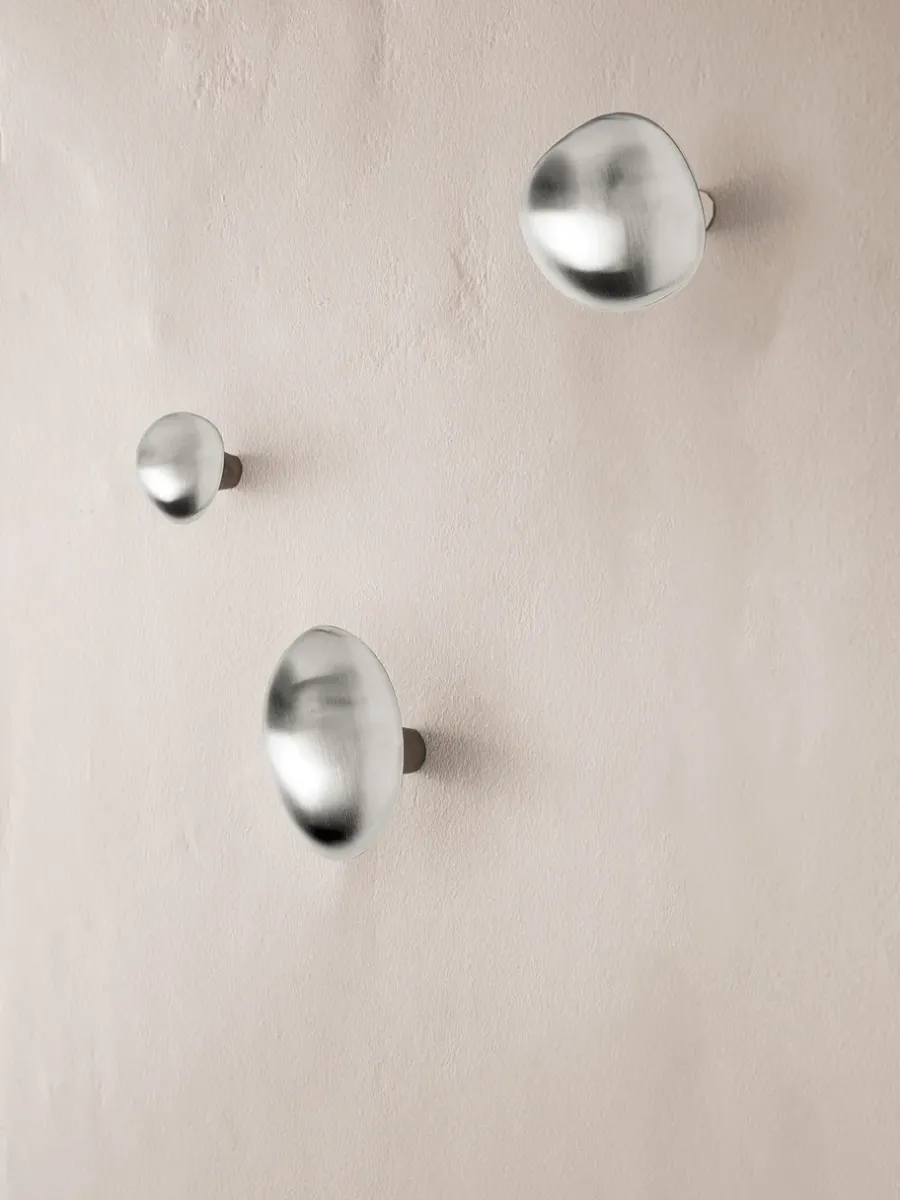 Ferm Living Chanterelle haak, Brushed stainless steel< Haken & Hangers