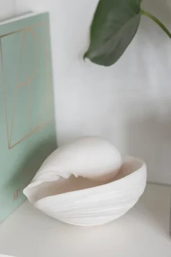 Mette Ditmer Conch decoratieschelp, Small< Decoratieve Accessoires