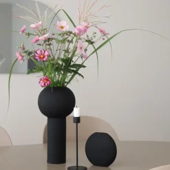 Cooee Design Cooee kandelaar 21 cm., black (zwart)< Kandelaars