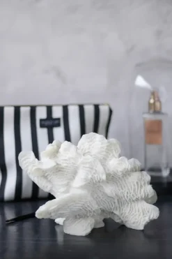 Mette Ditmer Coral fan, White< Sculpturen & Porseleinen Beelden