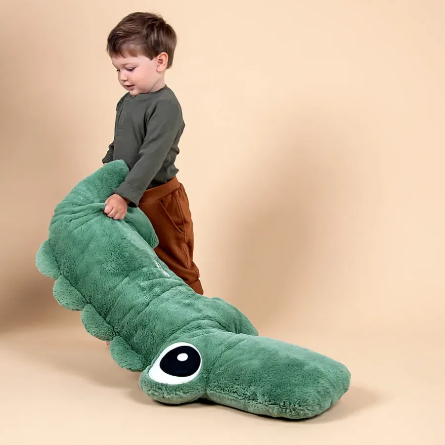 Done by deer Croco knuffeldier big 100 cm, Green< Kinderkamer Interieuraccessoires|Kinderkamer Interieuraccessoires