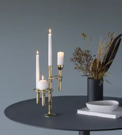 LIND DNA Curve Kandelaar, gold, pillar< Kandelaars