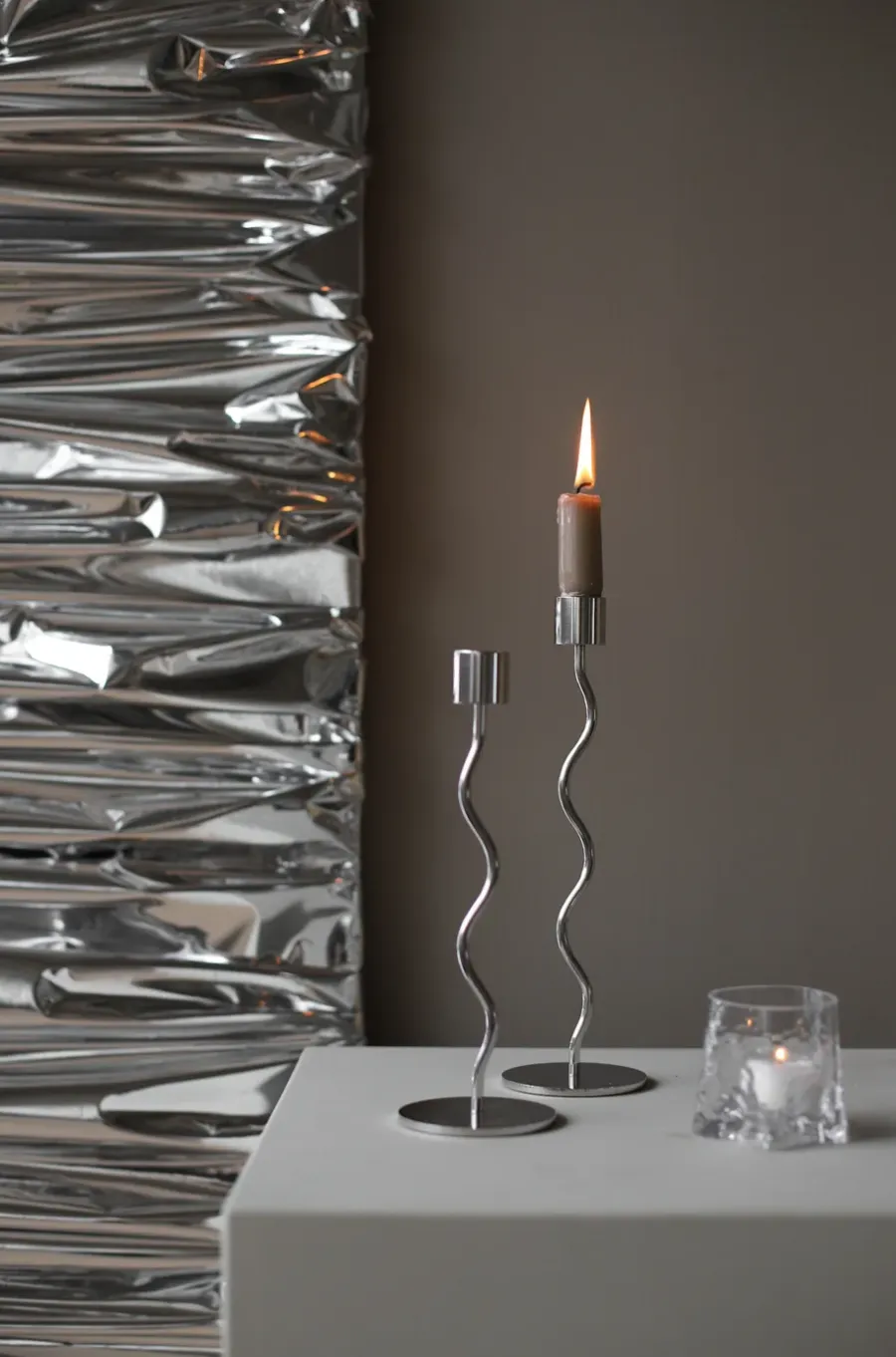 Cooee Design Curved kandelaar 26 cm, Roestvrij staal< Kandelaars