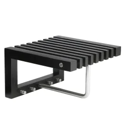 Fritz Hansen Cutter hoedenplank mini, zwart geschilderd eikenhout< Garderobehaken & Hoedenplanken