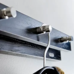 Fritz Hansen Cutter kapstok, Eik, 5 st knoppen< Kapstokken & Hangrekken