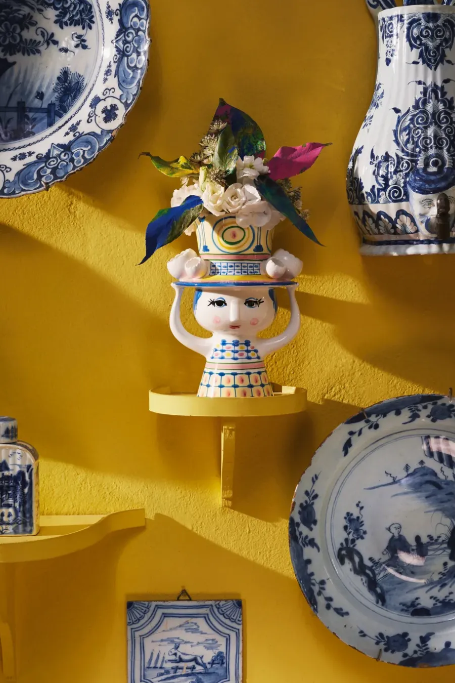 Bjørn Wiinblad Dame med hat vaas H20,5 cm, Blauw< Vazen