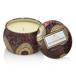 Voluspa Decorative tin kaars 25 branduren, Goji & Tarocco Orange< Geurkaarsen & Aroma Diffusers